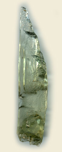 берилл, реликт растворенного кристалла